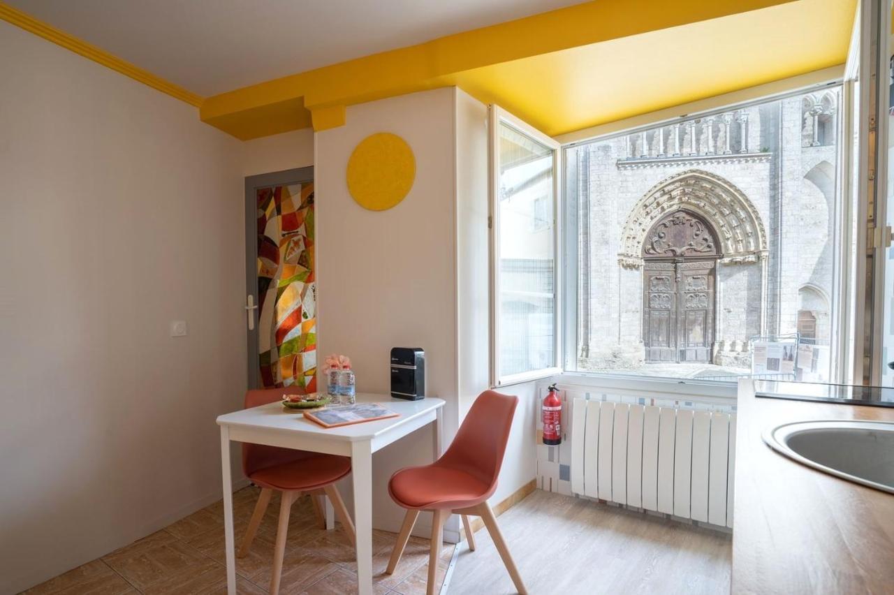 Apartment Superlogis Blois-le Pitaya- Hypercentre Studio- Classe 3etoiles *